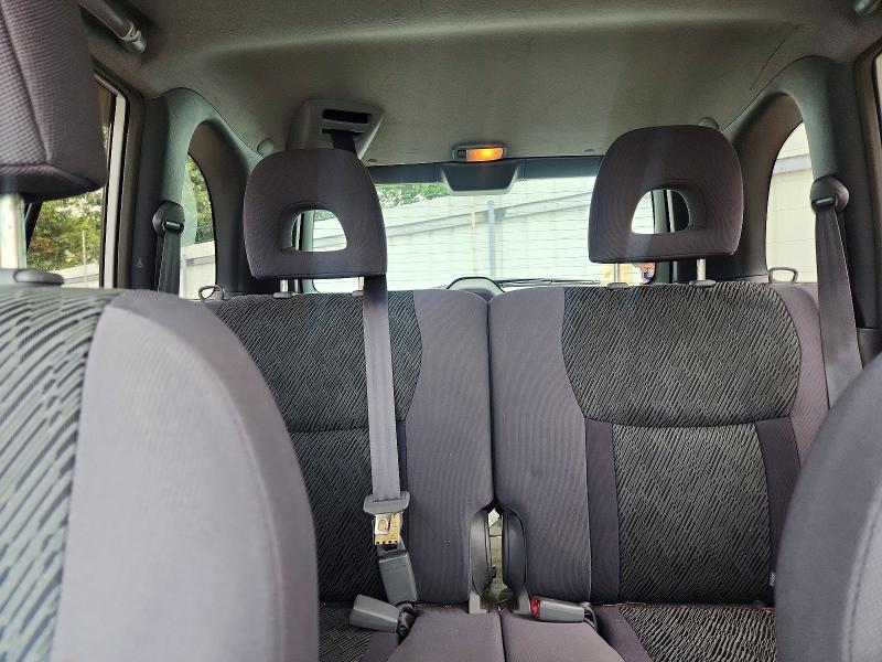Photo 10 from auction – 2003 TOYOTA RAV4 with VIN JTEHH20VX30236030