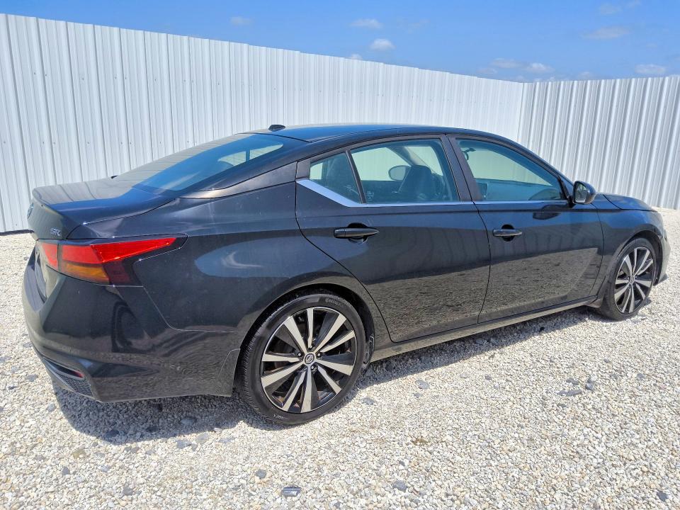 Photo 3 from auction – 2019 NISSAN ALTIMA with VIN 1N4BL4CV7KC181328