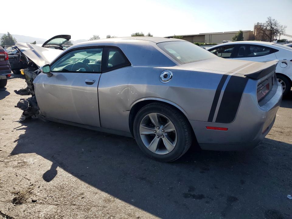 Photo 2 from auction – 2016 DODGE CHALLENGER with VIN 2C3CDZAG5GH157597