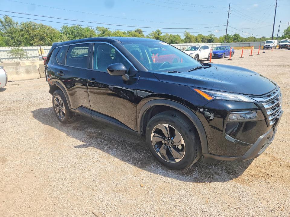 Photo 4 from auction – 2026 NISSAN ROGUE with VIN 5N1BT3BB7TC683720