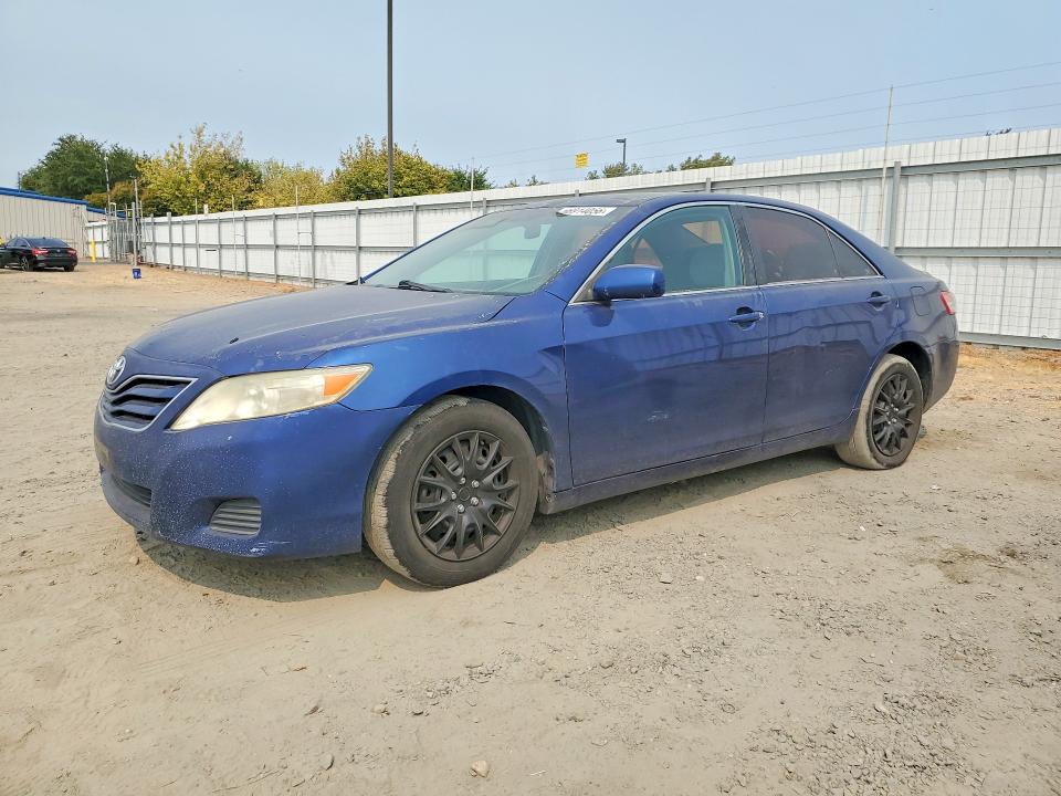 TOYOTA CAMRY 2011 with VIN 4T1BF3EK3BU726851 - Photo from auction
