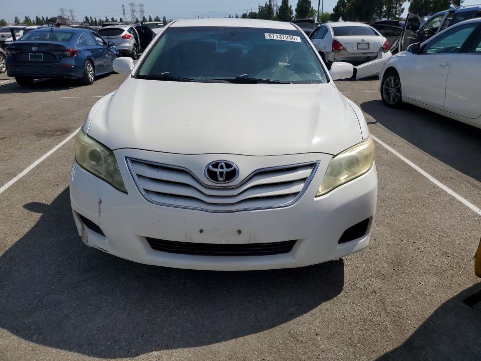 Фото 5 с аукциона – 2011 TOYOTA CAMRY с VIN 4T1BF3EK2BU635263