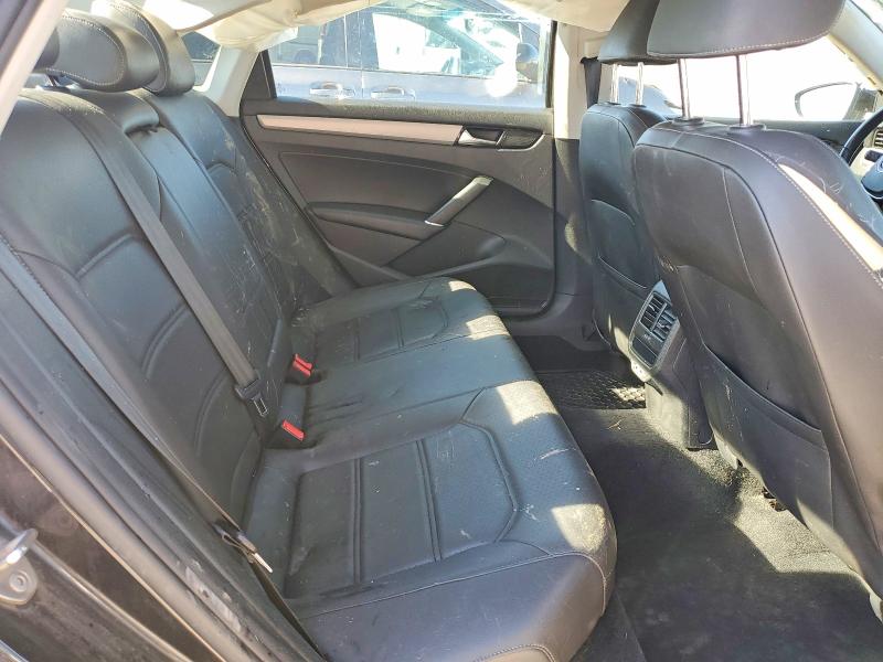 Photo 10 from auction – 2020 VOLKSWAGEN PASSAT with VIN 1VWSA7A37LC016428