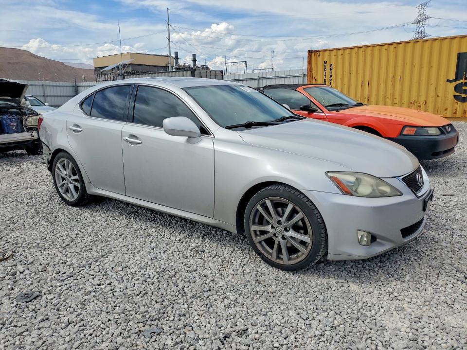 Photo 4 from auction – 2007 LEXUS IS 250 with VIN JTHBK262075043546