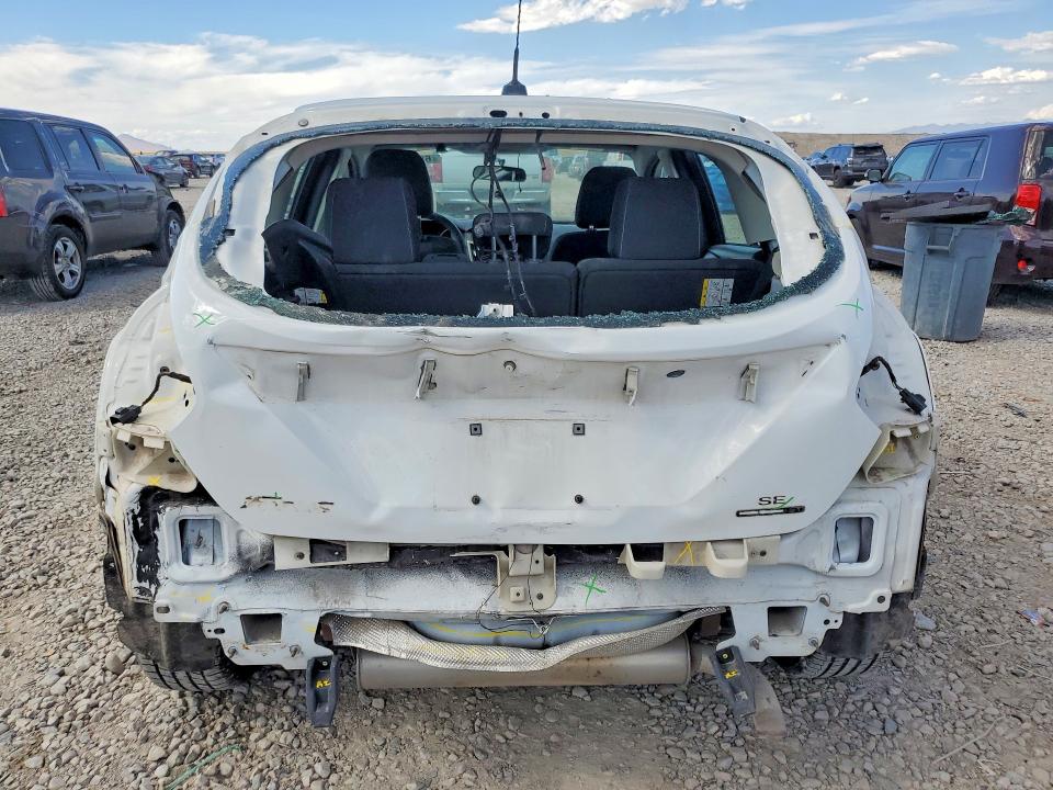 Photo 6 from auction – 2013 FORD FOCUS with VIN 1FADP3K20DL233156