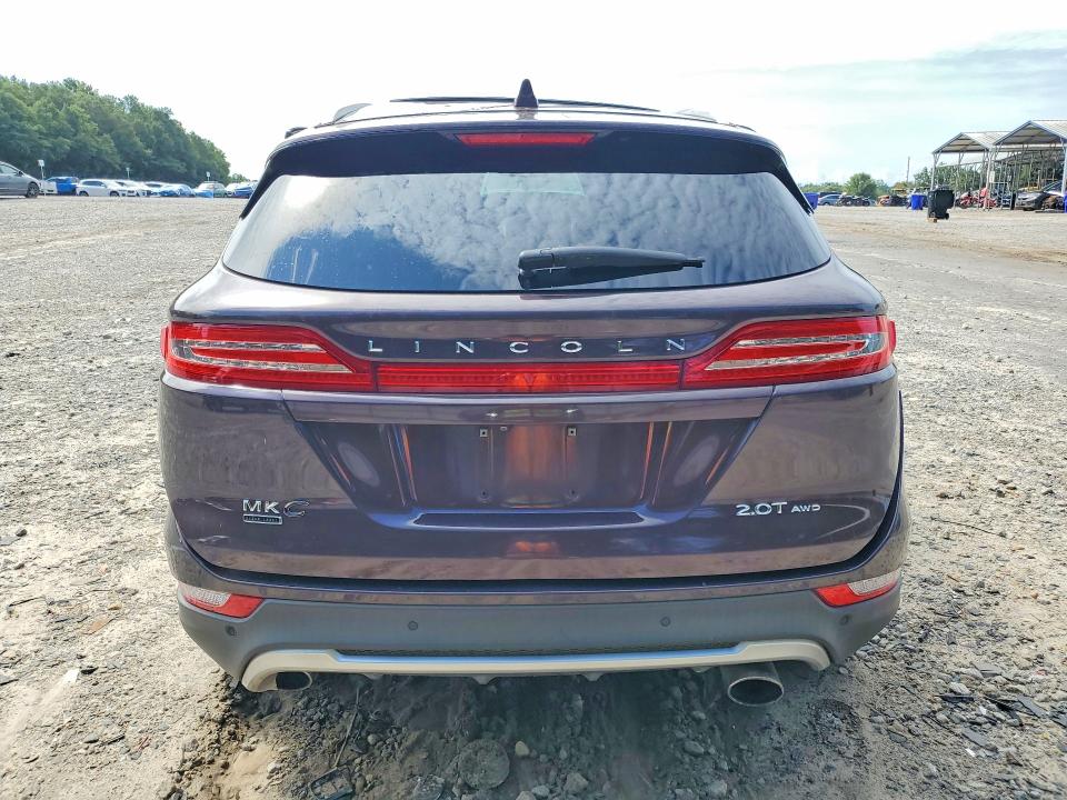 Photo 6 from auction – 2017 LINCOLN MKC with VIN 5LMCJ4D98HUL40939