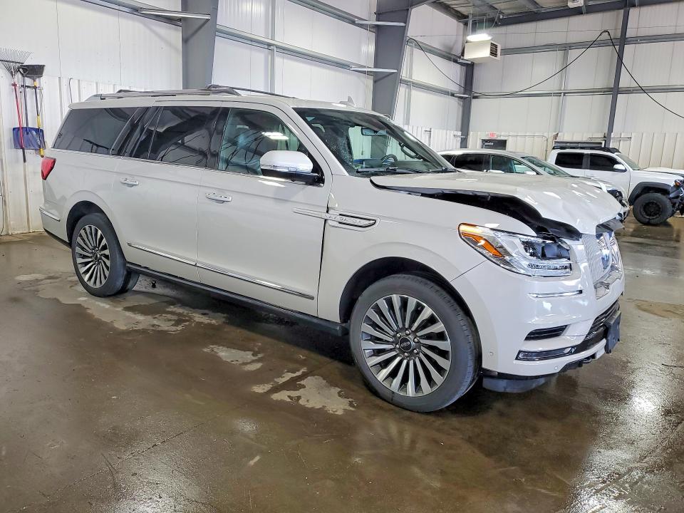 Photo 4 from auction – 2021 LINCOLN NAVIGATOR with VIN 5LMJJ3LTXMEL01174
