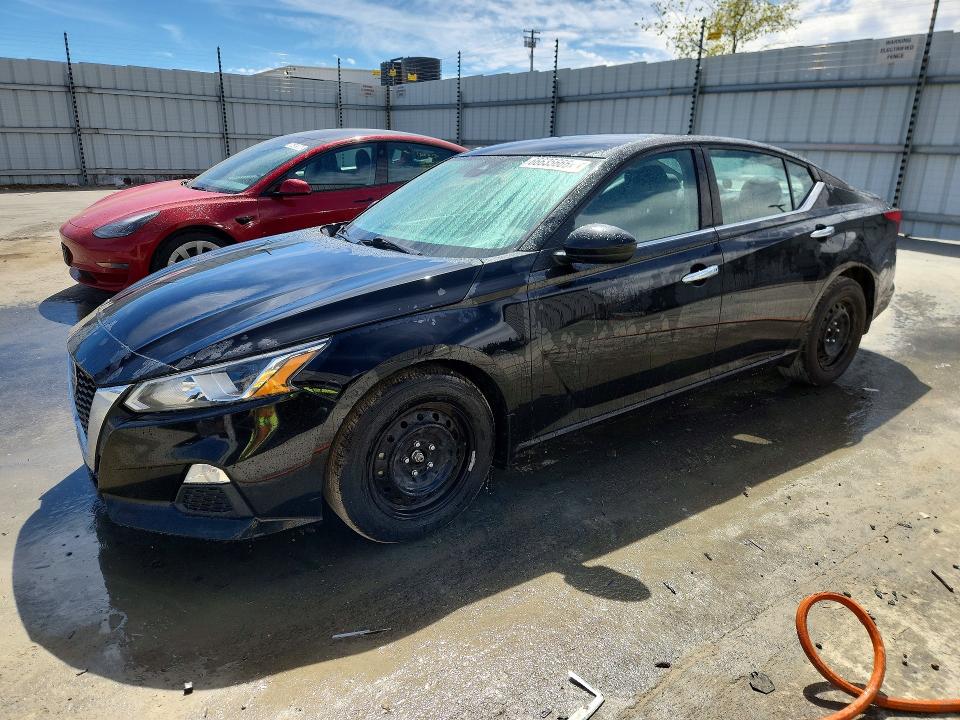 صورة رقم 1 من المزاد - 2021 NISSAN ALTIMA مع VIN 1N4BL4BV2MN416629