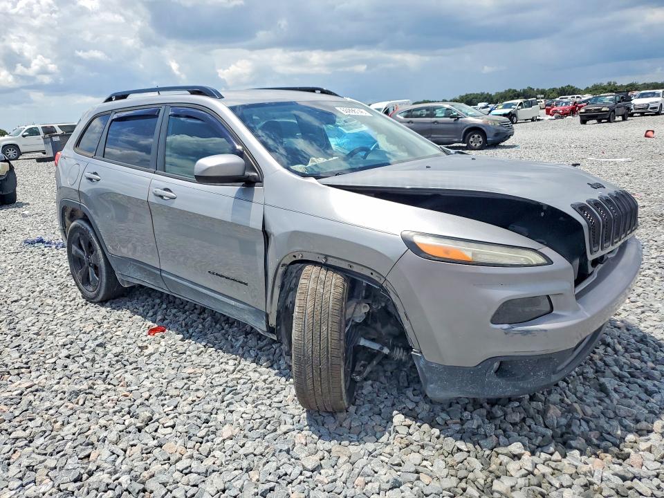 Photo 4 from auction – 2015 JEEP CHEROKEE with VIN 1C4PJLCS1FW781188