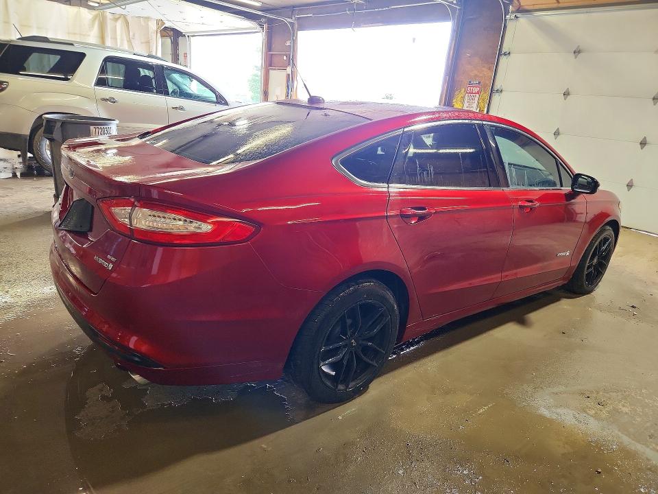 Photo 3 from auction – 2014 FORD FUSION with VIN 3FA6P0LU9ER163733