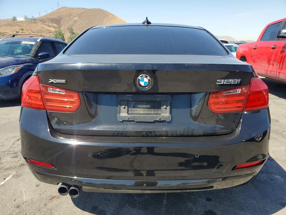 Photo 6 from auction – 2013 BMW 328 with VIN WBA3B5C50DF591569
