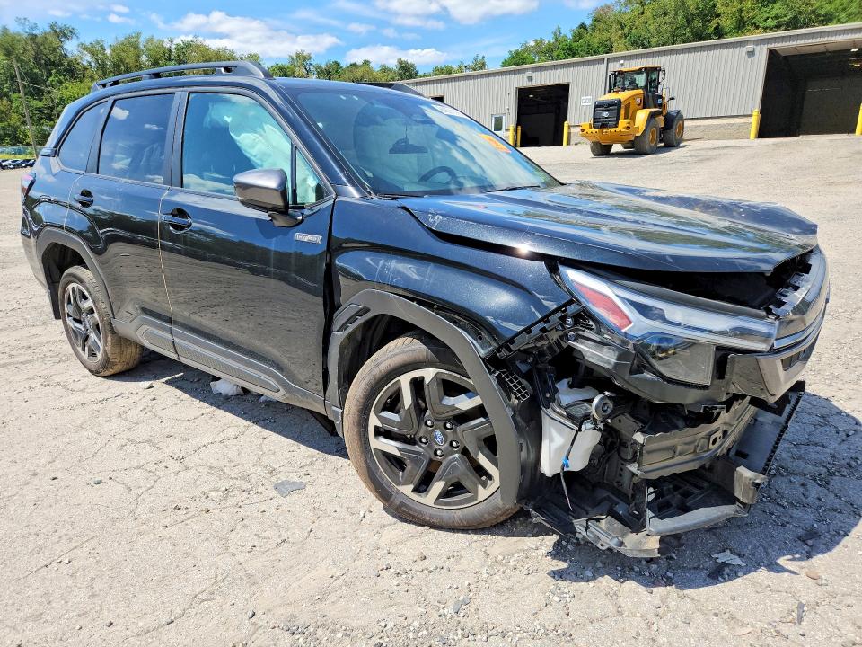 Photo 4 from auction – 2025 SUBARU FORESTER with VIN JF2SLSRDXSH400719