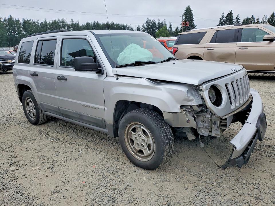 Photo 4 from auction – 2011 JEEP PATRIOT with VIN 1J4NT1GA3BD115750