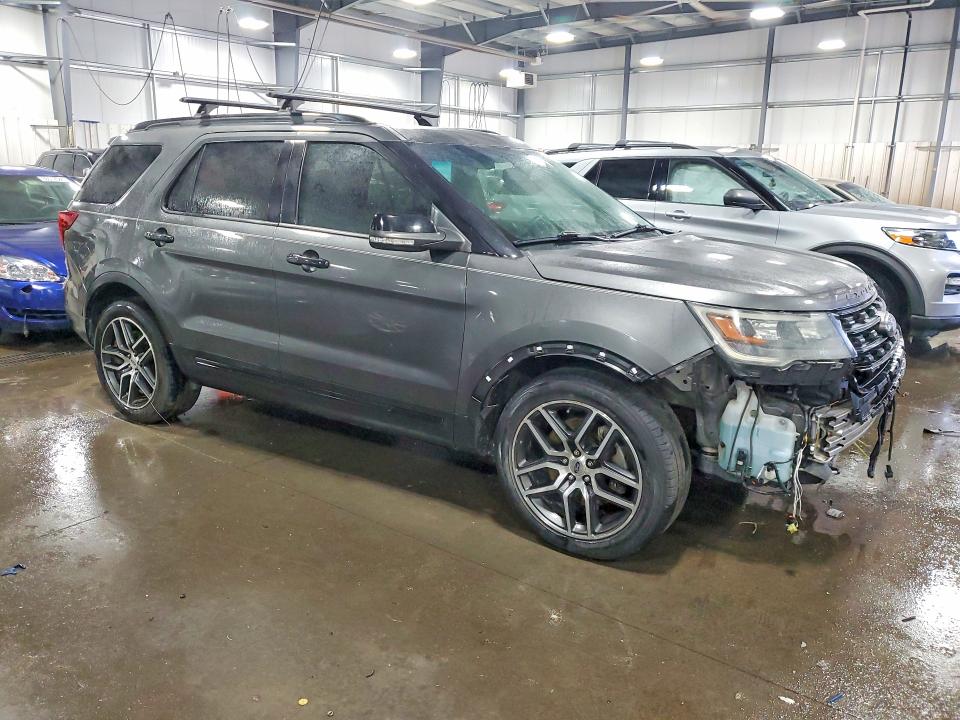 Photo 4 from auction – 2016 FORD EXPLORER with VIN 1FM5K8GT2GGB05358