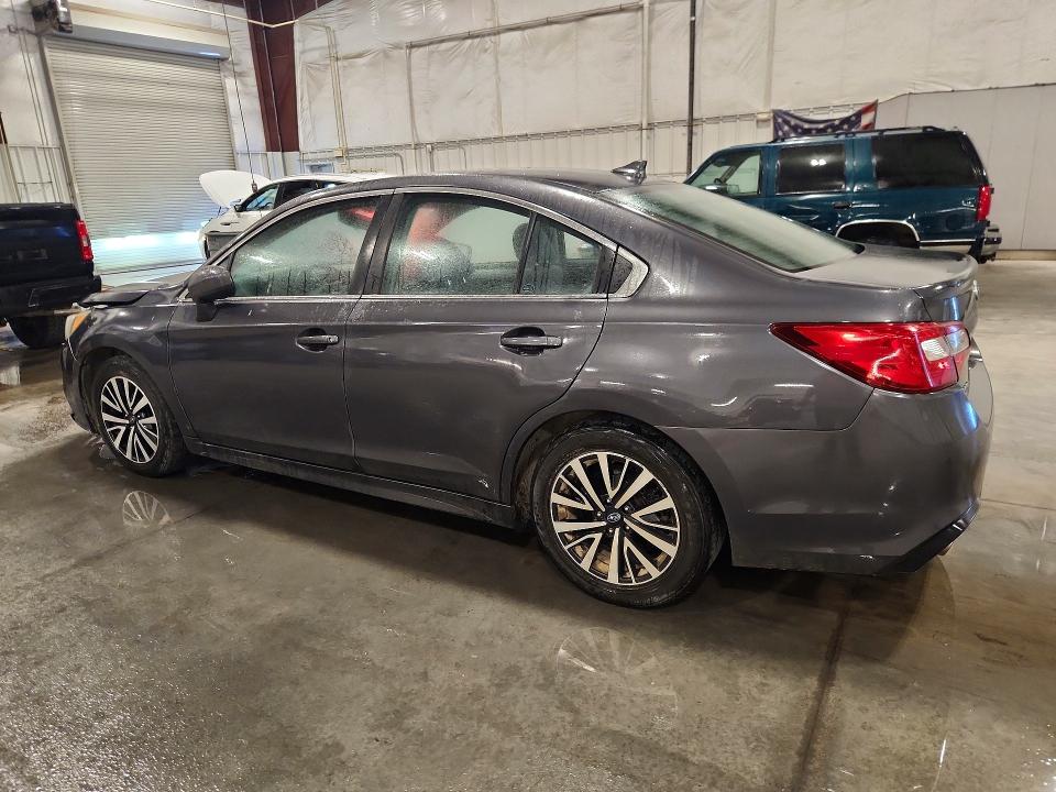 Photo 2 from auction – 2018 SUBARU LEGACY with VIN 4S3BNAC68J3003843