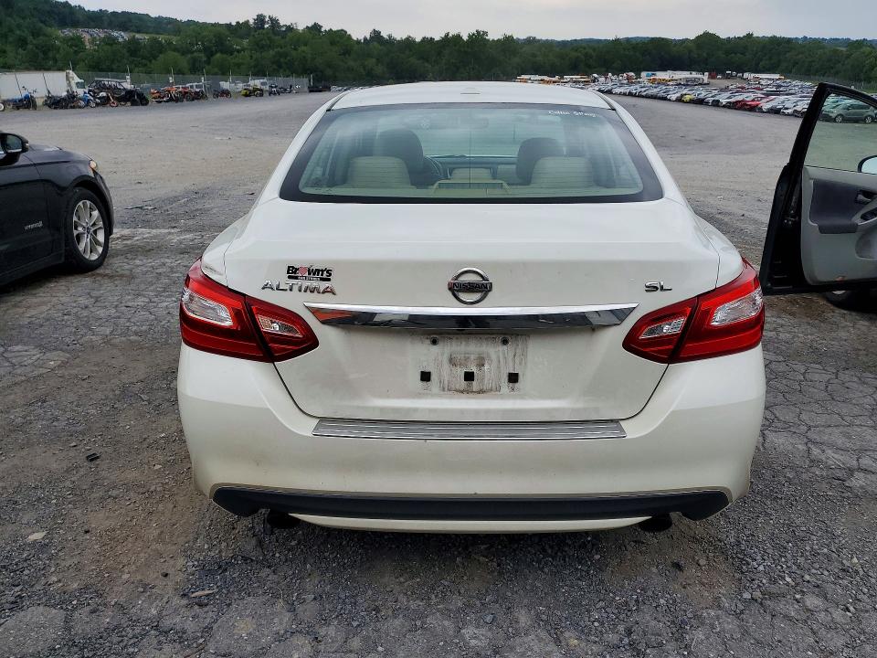 Photo 6 from auction – 2017 NISSAN ALTIMA with VIN 1N4AL3APXHC146219
