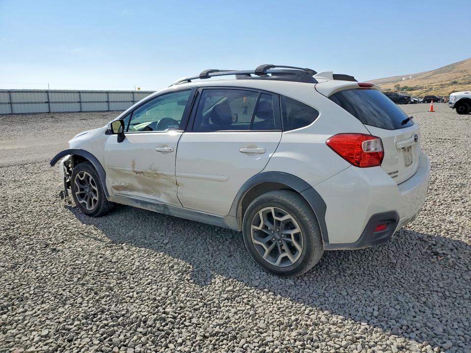 Photo 2 from auction – 2016 SUBARU CROSSTREK with VIN JF2GPADC8G8228104