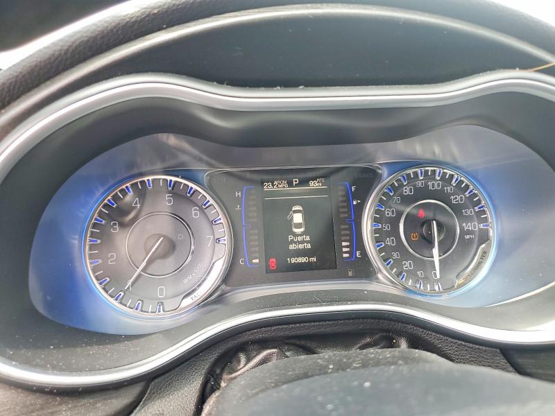 Photo 9 from auction – 2015 CHRYSLER 200 with VIN 1C3CCCAB2FN712466