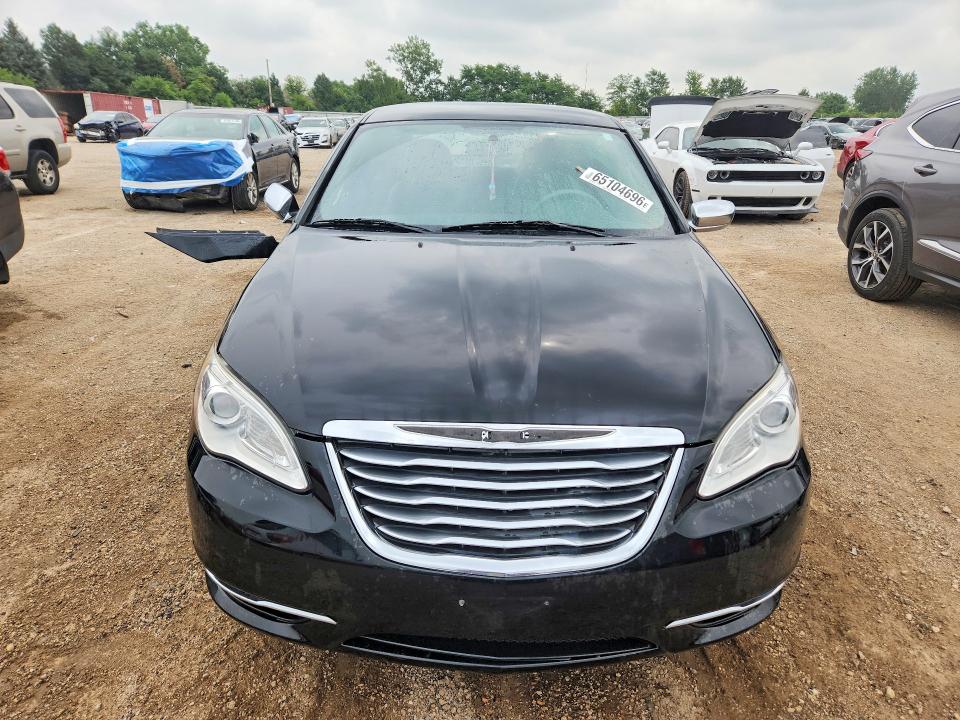 Photo 5 from auction – 2013 CHRYSLER 200 with VIN 1C3CCBCG1DN712216