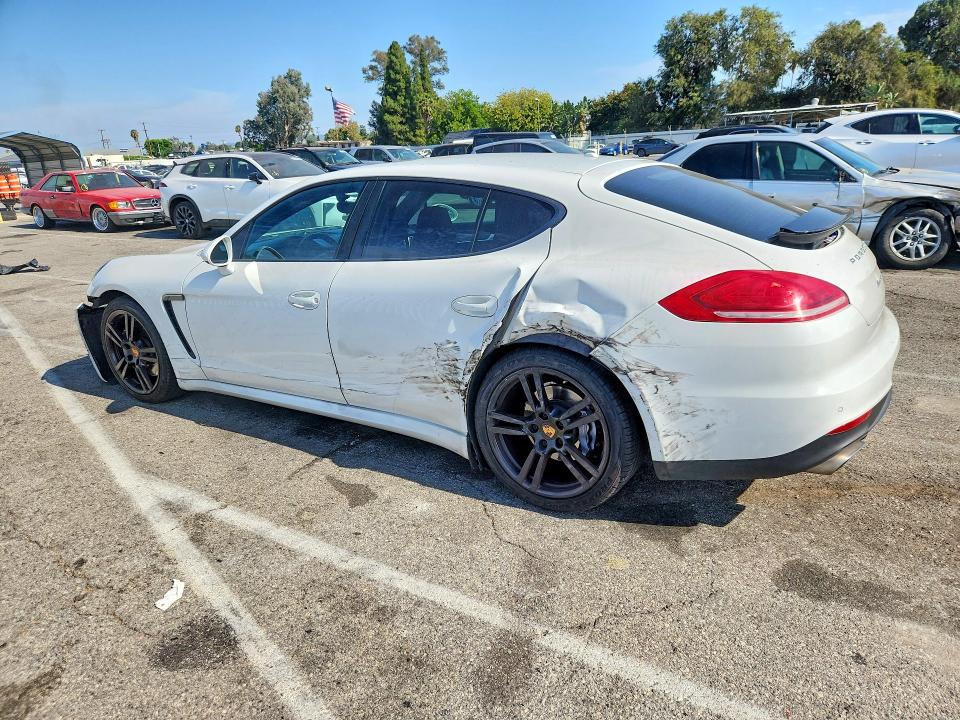 Photo 2 from auction – 2015 PORSCHE PANAMERA with VIN WP0AA2A75FL002455