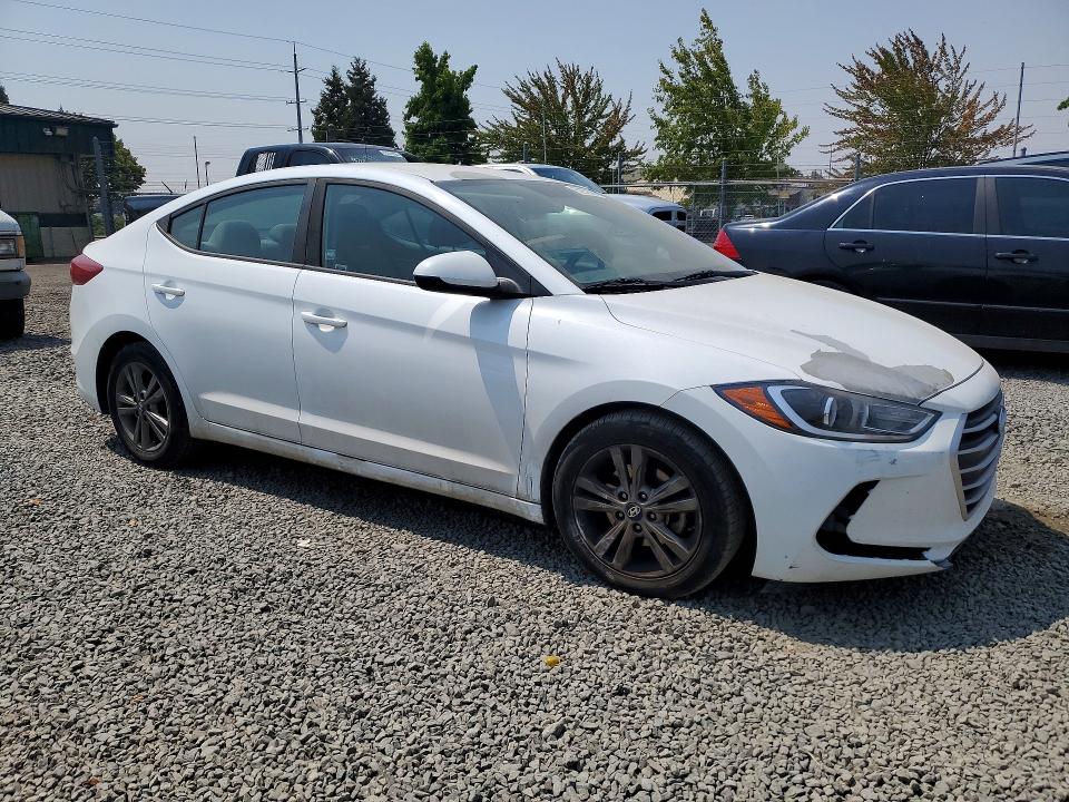 Photo 4 from auction – 2017 HYUNDAI ELANTRA with VIN 5NPD84LF1HH171663