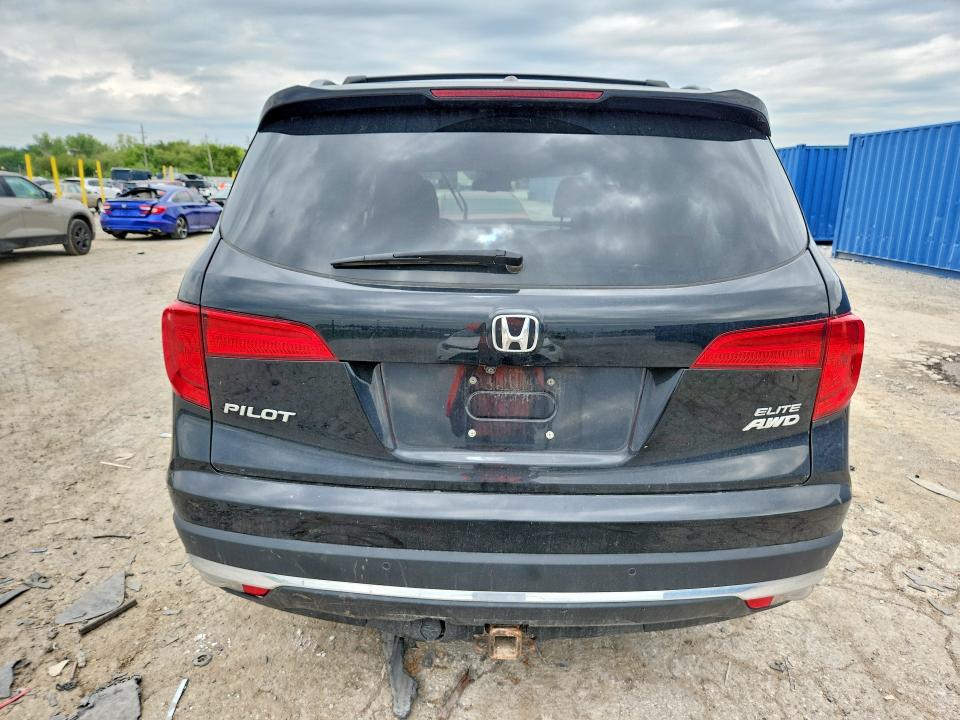 Photo 6 from auction – 2017 HONDA PILOT with VIN 5FNYF6H06HB055820