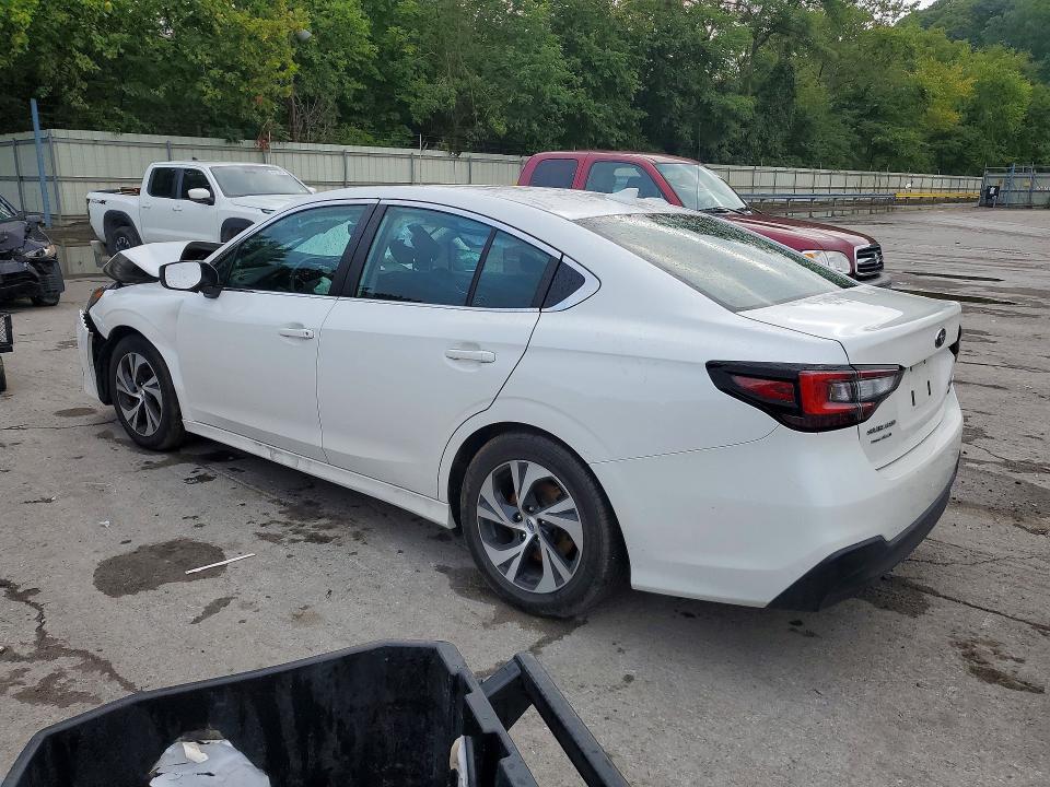 Фото 2 с аукциона – 2021 SUBARU LEGACY с VIN 4S3BWAD67M3003025