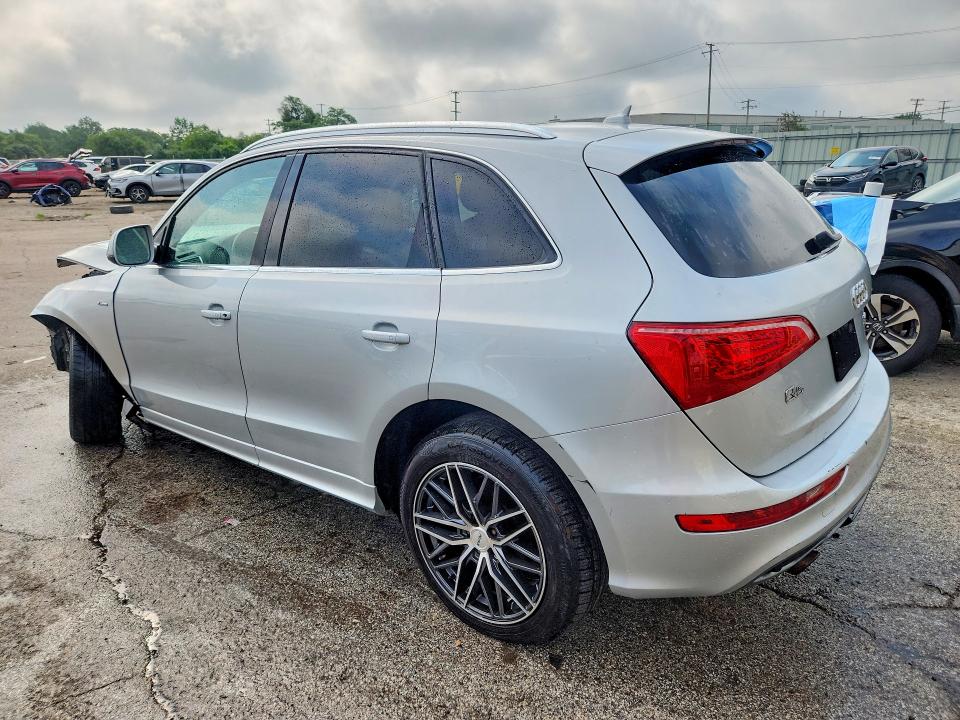 Foto 2 de la subasta – 2012 AUDI Q5 con VIN WA1WKAFP2CA110779