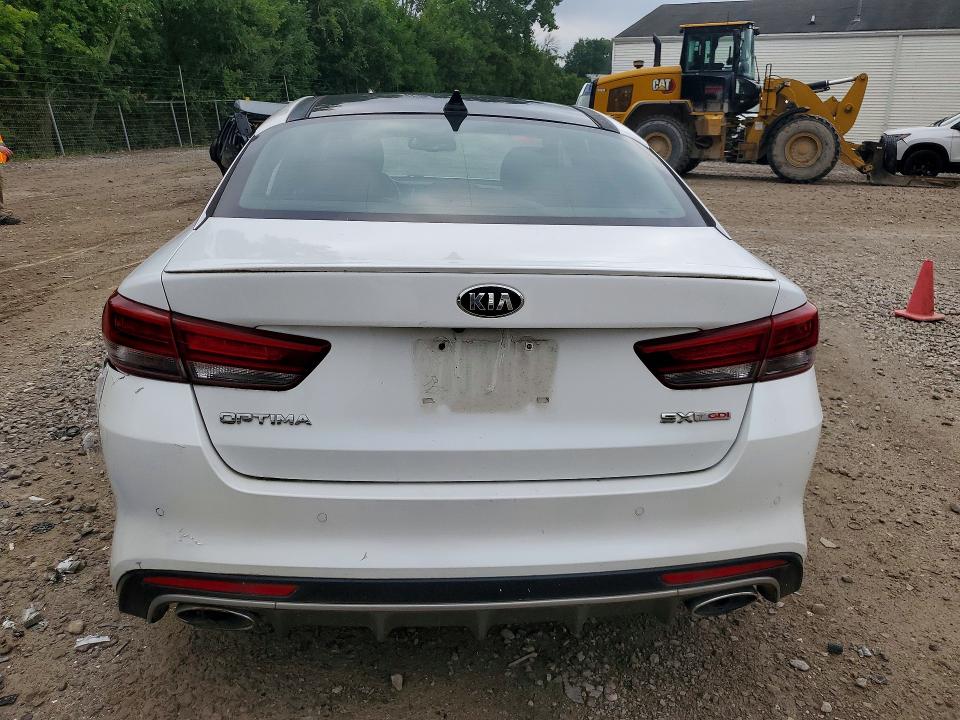 Photo 6 from auction – 2016 KIA OPTIMA with VIN 5XXGW4L28GG016750