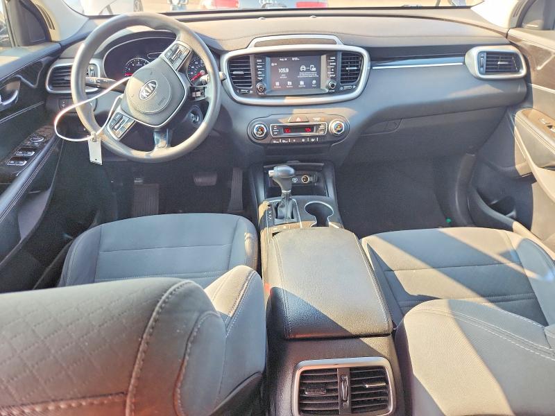 Photo 8 from auction – 2019 KIA SORENTO with VIN 5XYPGDA58KG487649