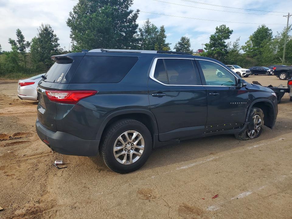 صورة رقم 3 من المزاد - 2018 CHEVROLET TRAVERSE مع VIN 1GNERGKW3JJ161192