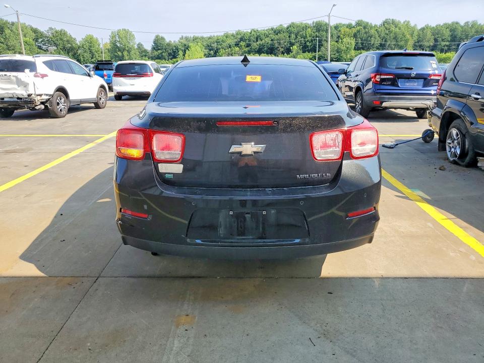 Photo 6 from auction – 2014 CHEVROLET MALIBU with VIN 1G11B5SL9EF300376