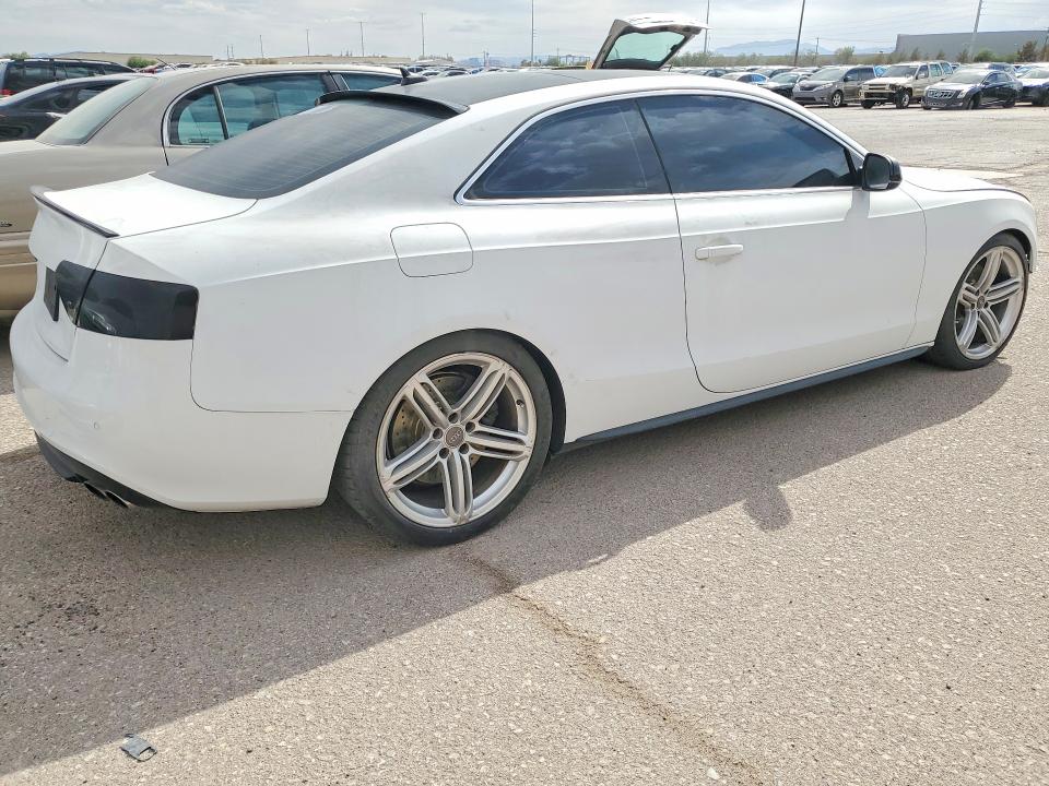 Photo 3 from auction – 2011 AUDI S5 with VIN WAUCVAFR4BA014374