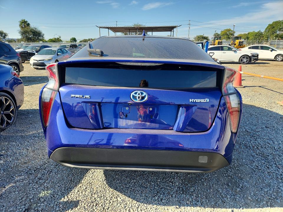 Photo 6 from auction – 2016 TOYOTA PRIUS with VIN JTDKBRFU1G3509928