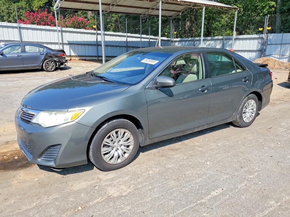 TOYOTA CAMRY 2014 with VIN 4T1BF1FK5EU844455 - Photo from auction