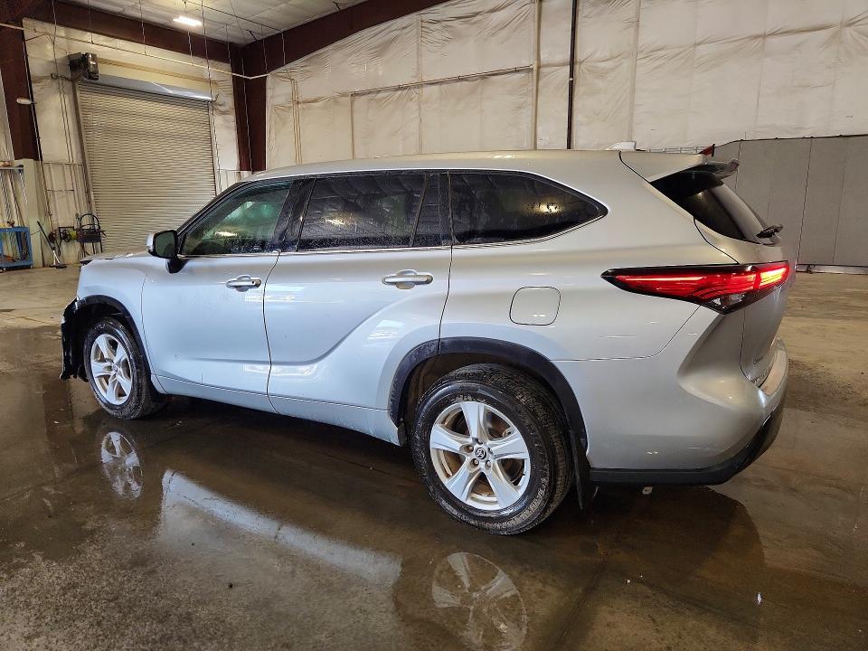 Photo 2 from auction – 2021 TOYOTA HIGHLANDER with VIN 5TDBZRBH6MS066996