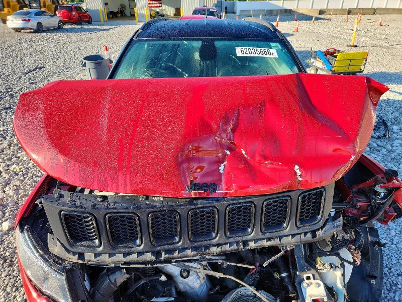 Photo 12 from auction – 2019 JEEP COMPASS with VIN 3C4NJDBB7KT672328