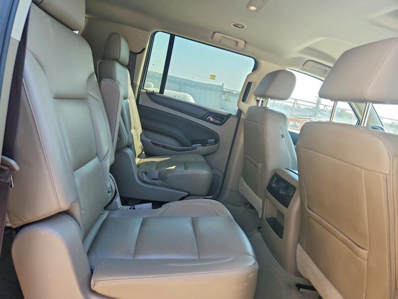 Photo 11 from auction – 2017 CHEVROLET SUBURBAN with VIN 1GNSKHKC7HR379912