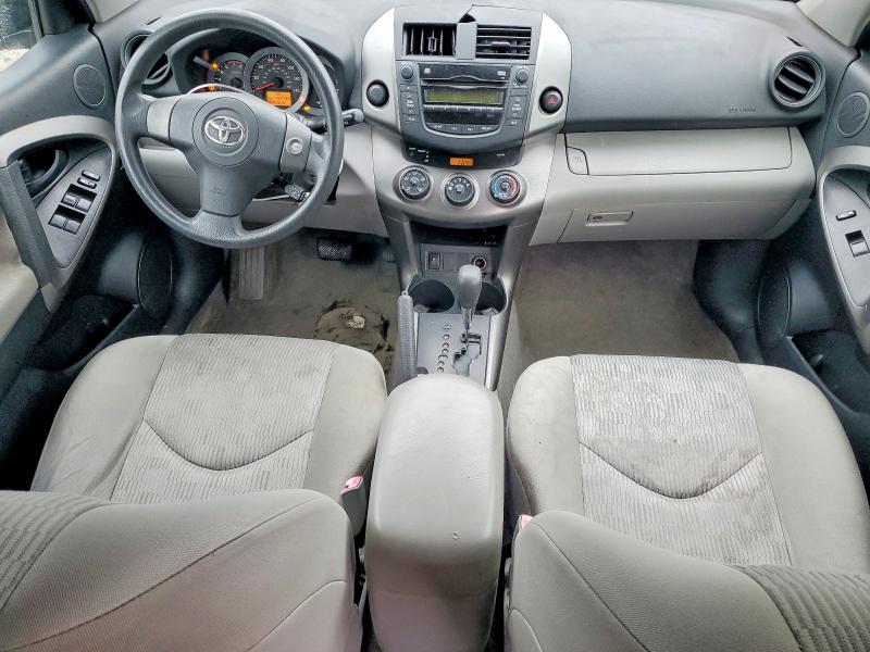 Photo 8 from auction – 2009 TOYOTA RAV4 with VIN JTMZF33V195007361