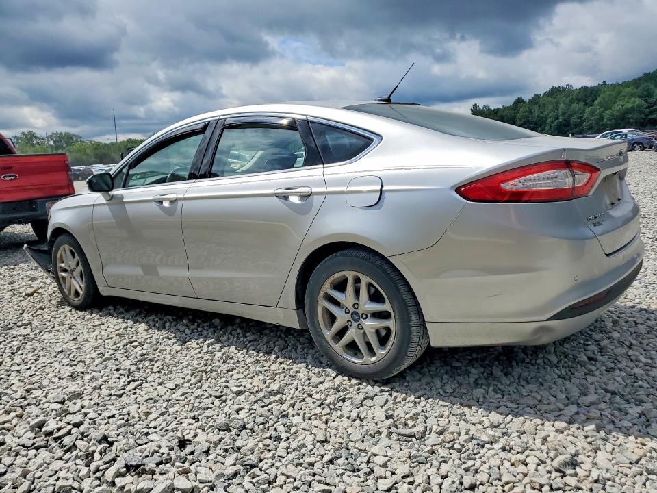 Photo 2 from auction – 2015 FORD FUSION with VIN 3FA6P0HD8FR146612