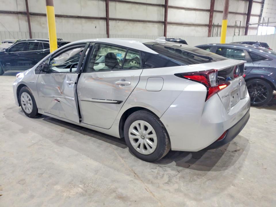 Photo 2 from auction – 2019 TOYOTA PRIUS with VIN JTDKARFUK3071220