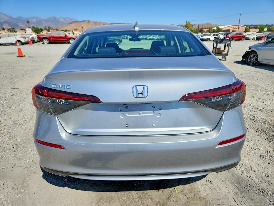 Снимка 6 от търг – 2026 HONDA CIVIC с VIN 2HGFE2F26TH604895