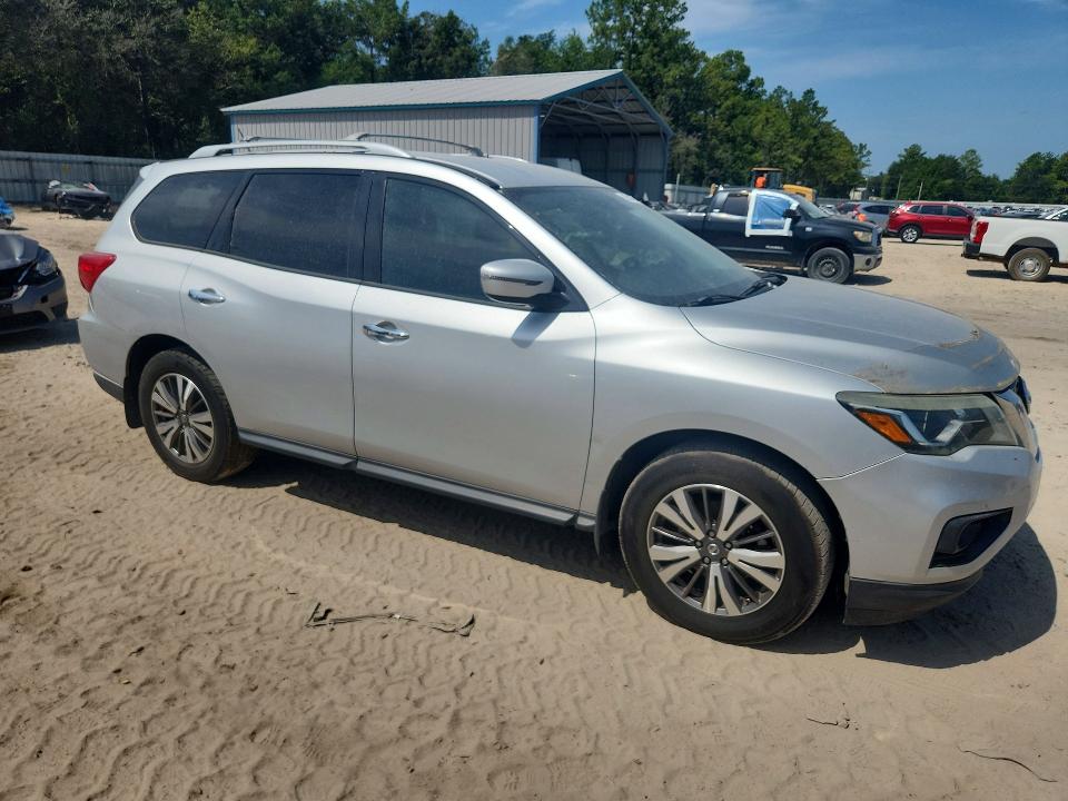 Photo 4 from auction – 2017 NISSAN PATHFINDER with VIN 5N1DR2MN6HC674247