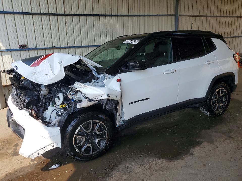 JEEP COMPASS 2025 with VIN 3C4NJDDN5ST558772 - Photo from auction