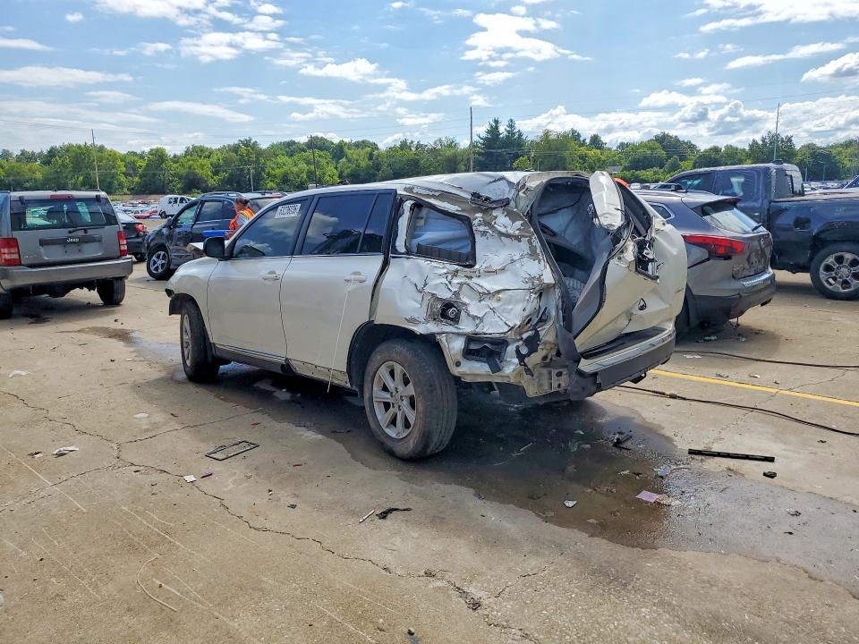 Photo 2 from auction – 2013 TOYOTA HIGHLANDER with VIN 5TDBK3EHXDS219361