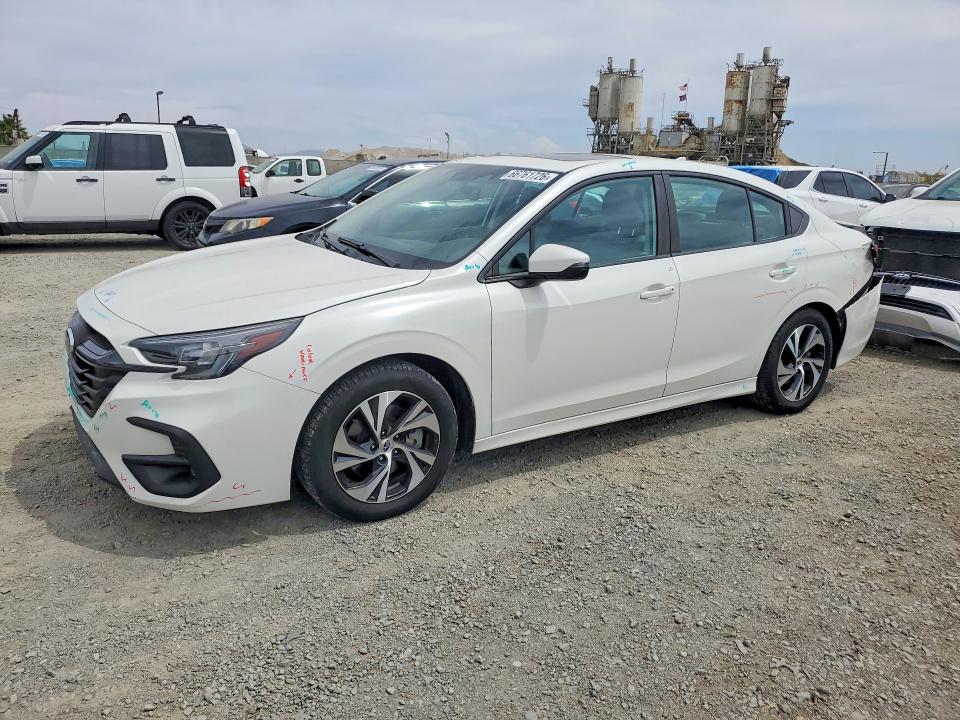 SUBARU LEGACY 2023 مع رقم تعريف المركبة 4S3BWAF60P3004471 - صورة من المزاد