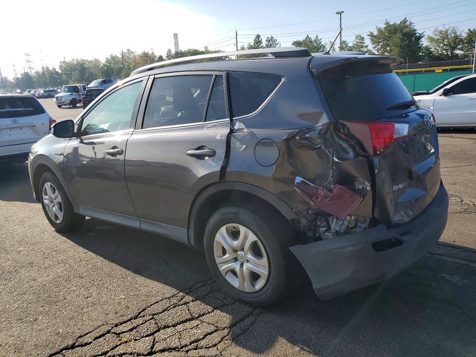 Photo 2 from auction – 2015 TOYOTA RAV4 with VIN 2T3BFREV7FW326222