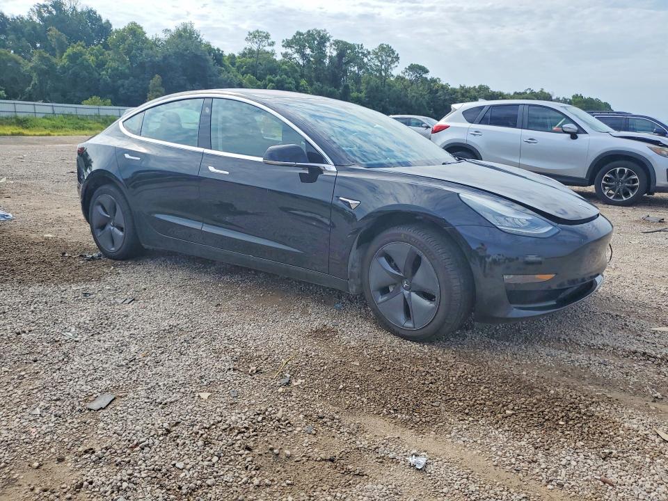 Photo 4 from auction – 2018 TESLA MODEL 3 with VIN 5YJ3E1EA0JF172117