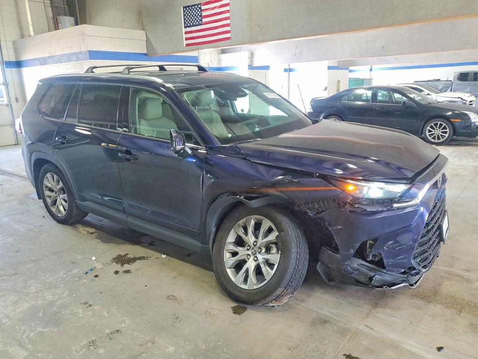 Photo 4 from auction – 2026 TOYOTA GRAND HIGHLANDER with VIN 5TDAAAB50TS125310