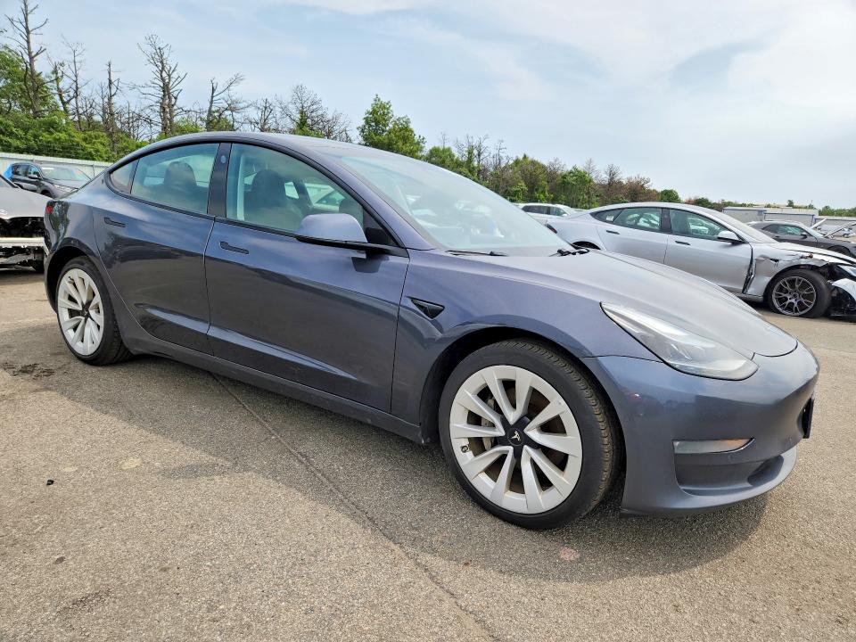 Photo 4 from auction – 2021 TESLA MODEL 3 with VIN 5YJ3E1EB0MF975071